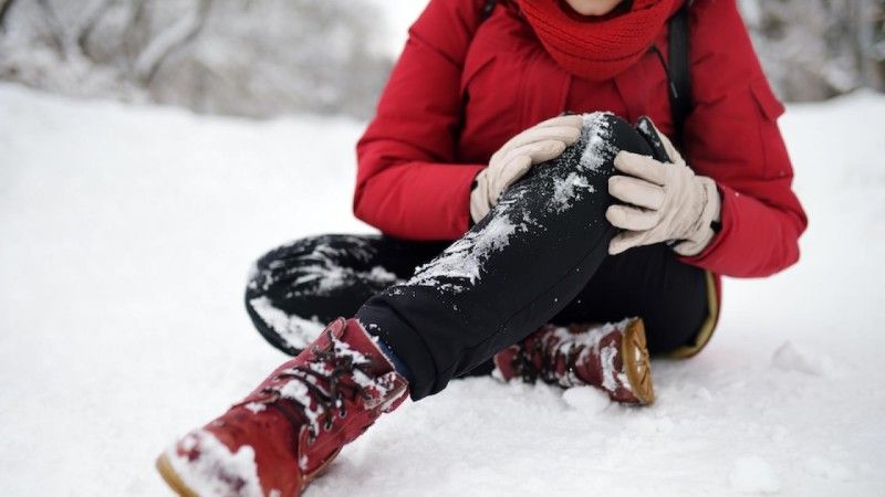 How to Reduce Winter Fall Risk Providing Thorough Protection for Older Adults